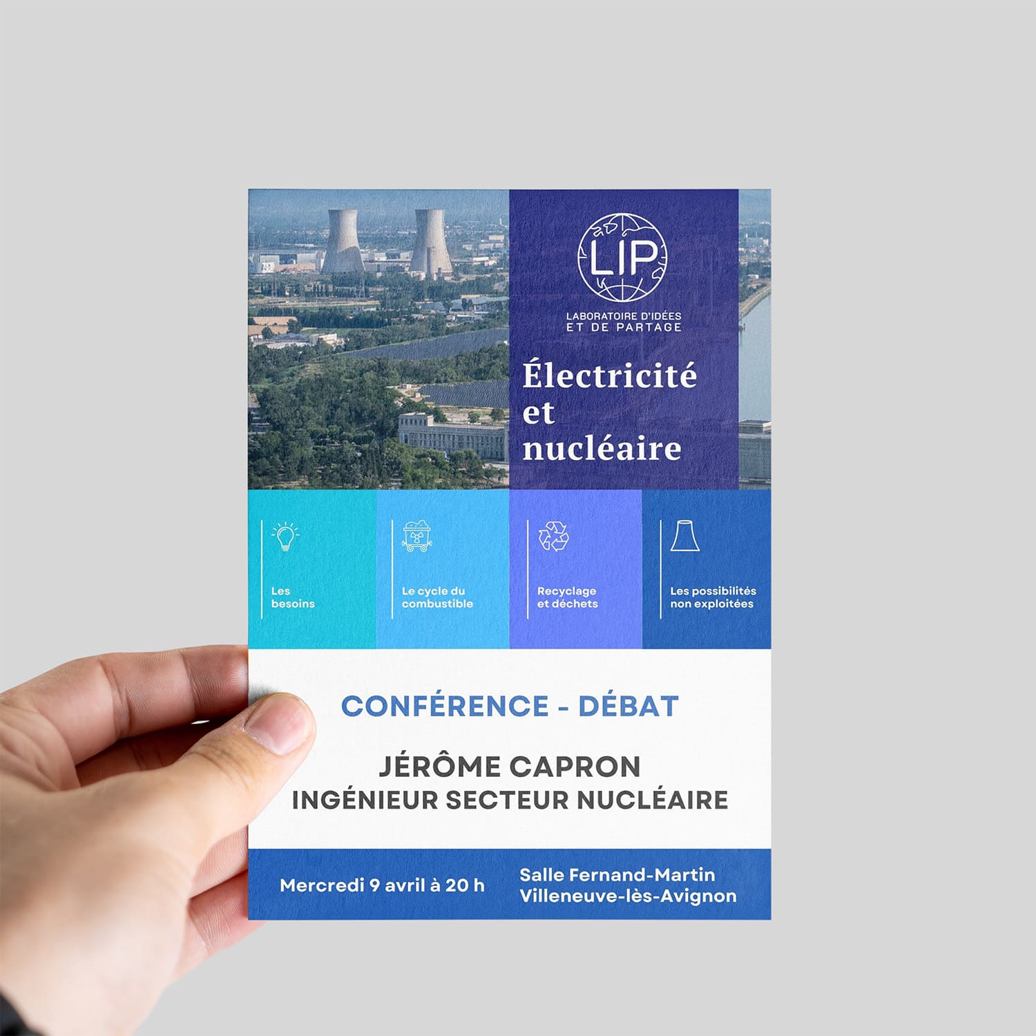 Design de flyer pour la conférence-débat LIP sur les enjeux énergétiques, présentant une mise en page structurée, une typographie moderne et des contrastes clairs.